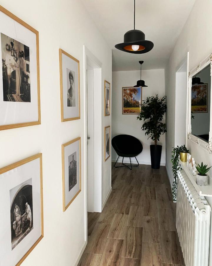 Queen'S Heart Guesthouse Бран Екстериор снимка