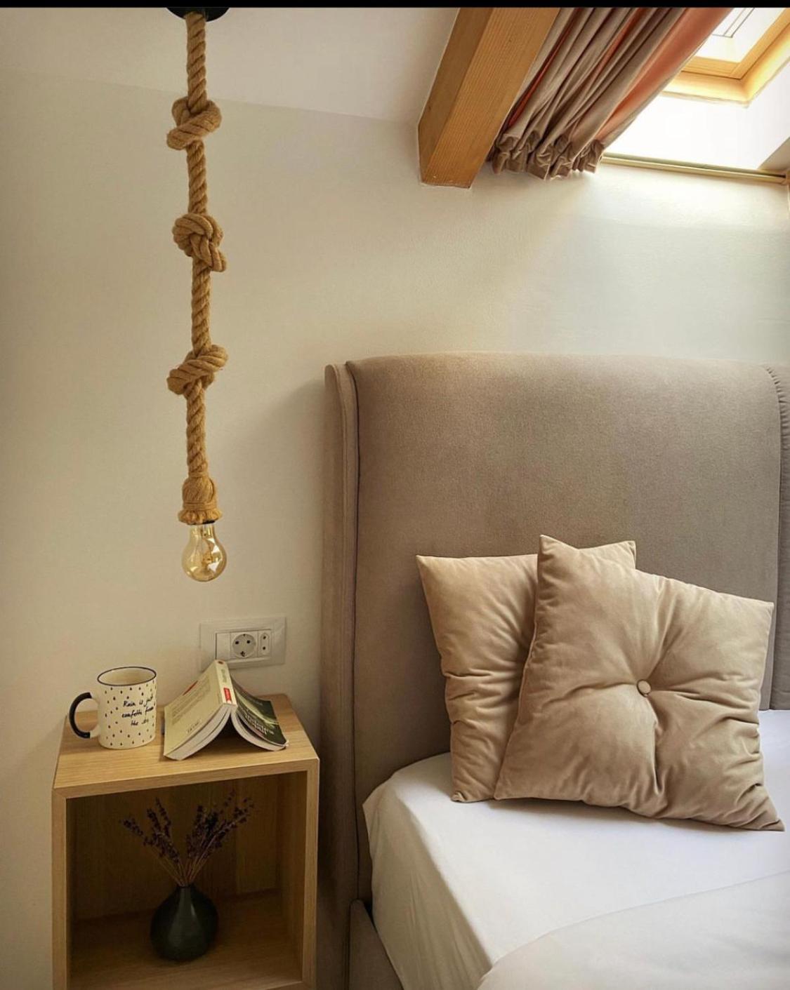 Queen'S Heart Guesthouse Бран Екстериор снимка
